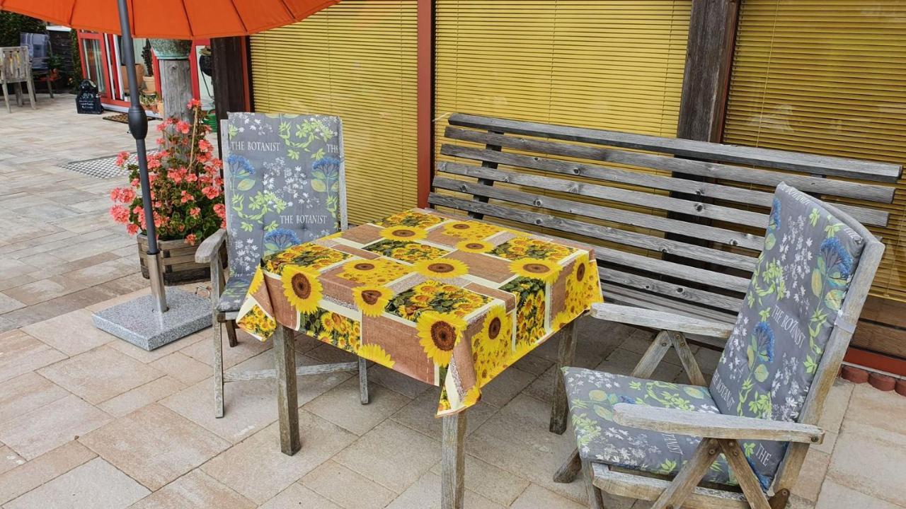 Monis Gemuetliche Ferienwohnungen Suhl Buitenkant foto