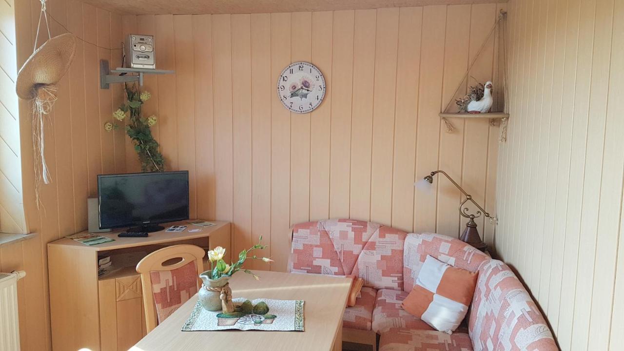 Monis Gemuetliche Ferienwohnungen Suhl Buitenkant foto